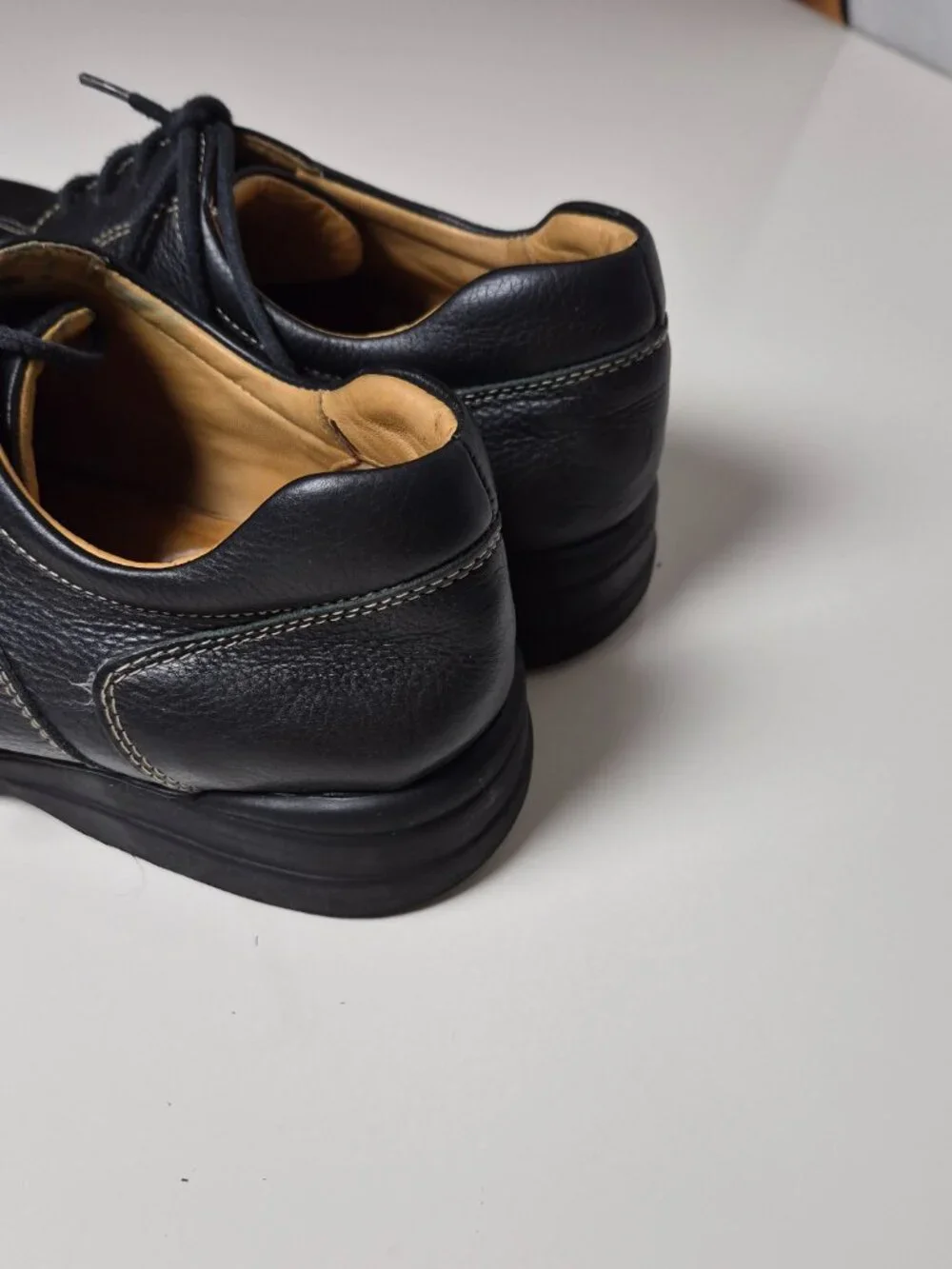 Johnston & Murphy Men Shuler Bicycle Toe Black Leather Oxford Sheepskin, 8.5 EUC